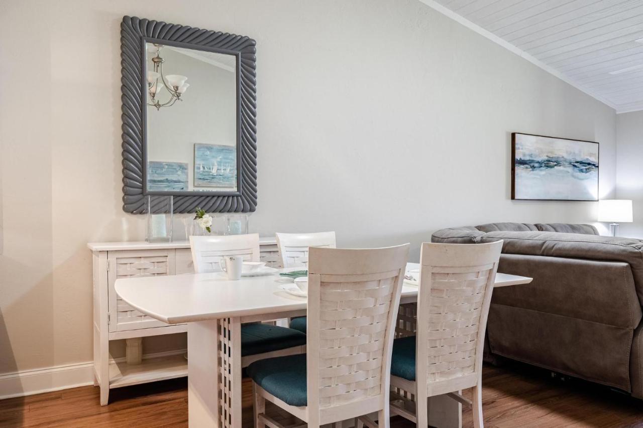 Association, Tennis Courts And Pool, Sleeps 4 - Cinnamon Cove Cozy Condo Форт-Маєрс Екстер'єр фото