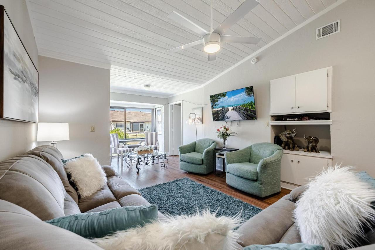 Association, Tennis Courts And Pool, Sleeps 4 - Cinnamon Cove Cozy Condo Форт-Маєрс Екстер'єр фото